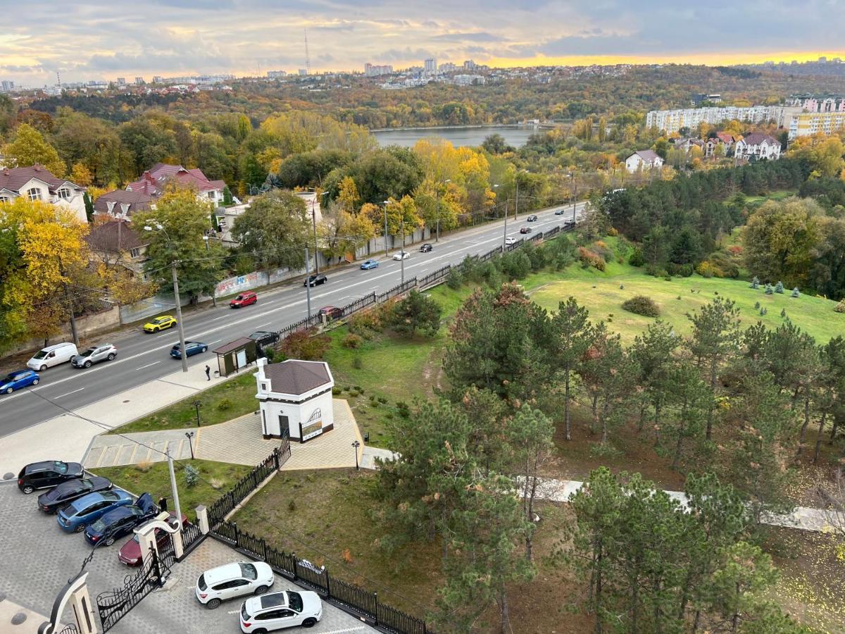 Luxury Apartment In The Superb Location Chişinău Eksteriør billede